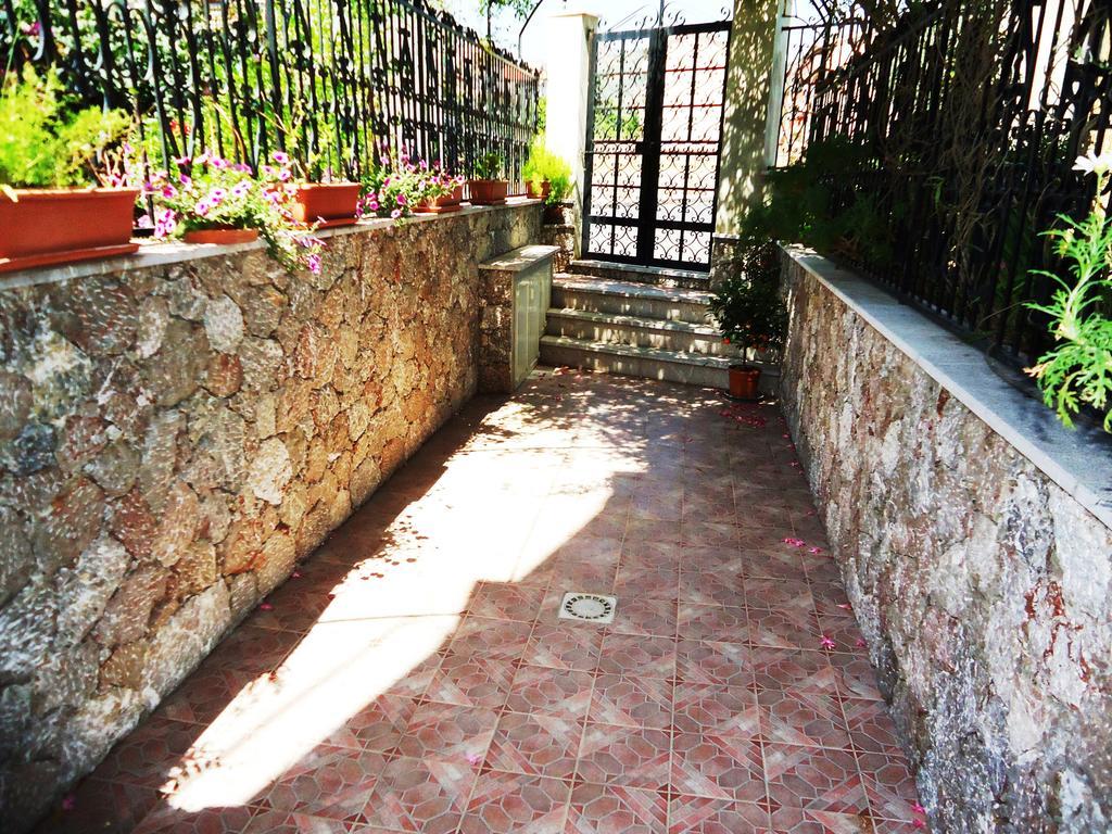 مبيت وإفطار كالاتابيانو Ciuscia المظهر الخارجي الصورة